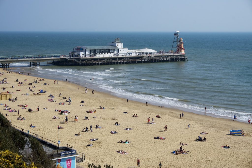 Fun things to do with families in bournemouth beach